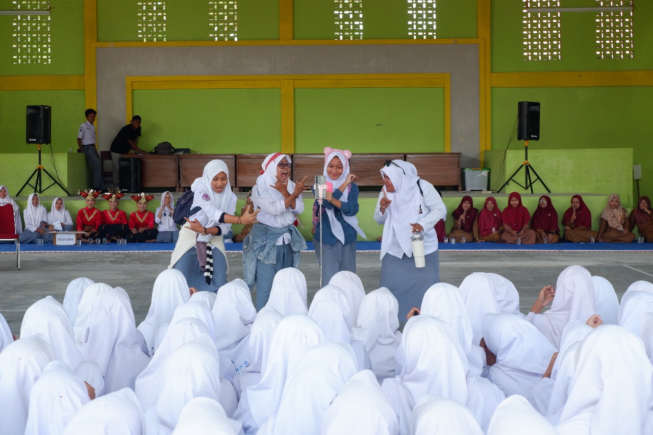 HARI KEENAM NAN TUMPAH MASUK SEKOLAH 2025