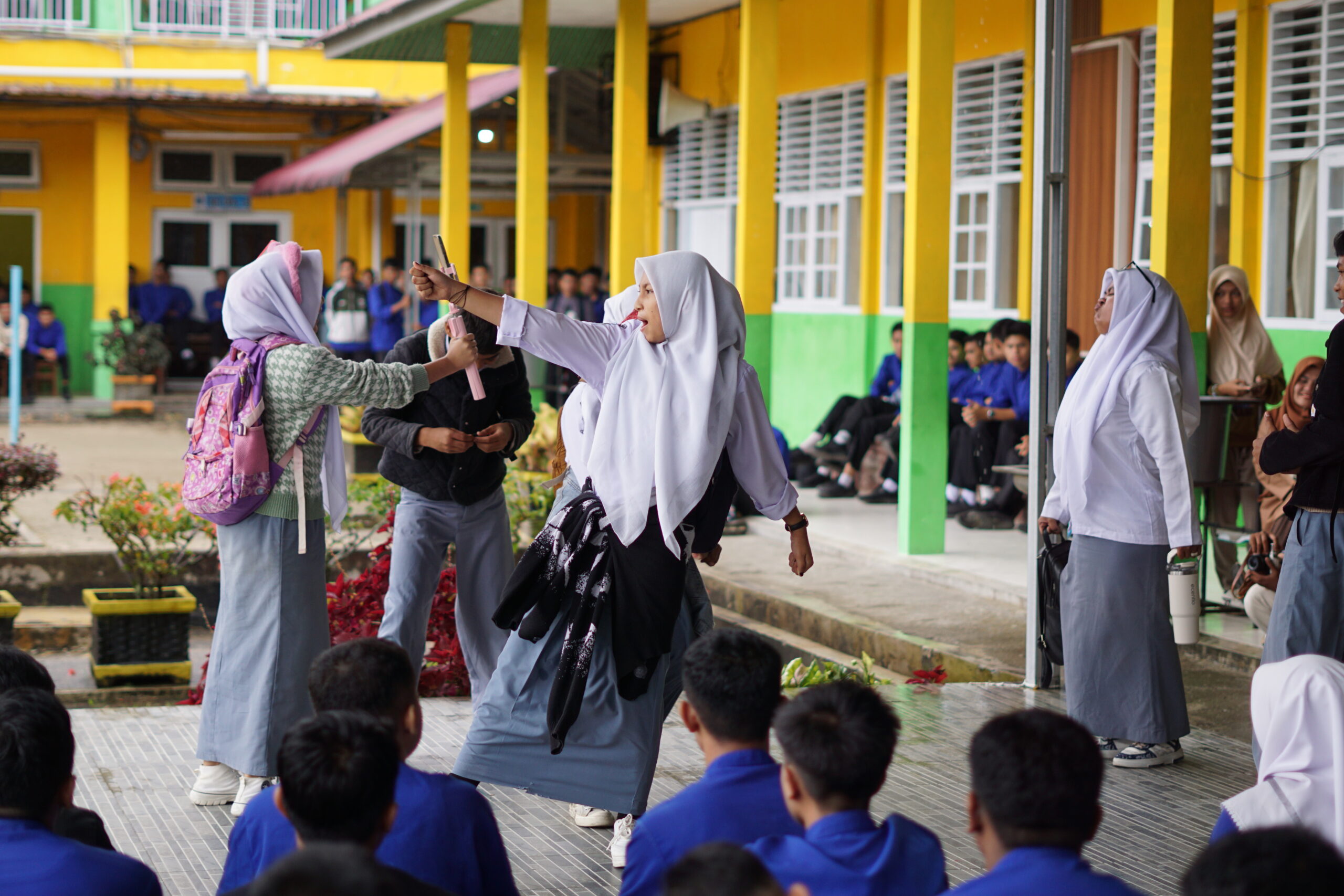 PERJALANAN HARI KEEMPAT NAN TUMPAH MASUK SEKOLAH 2025